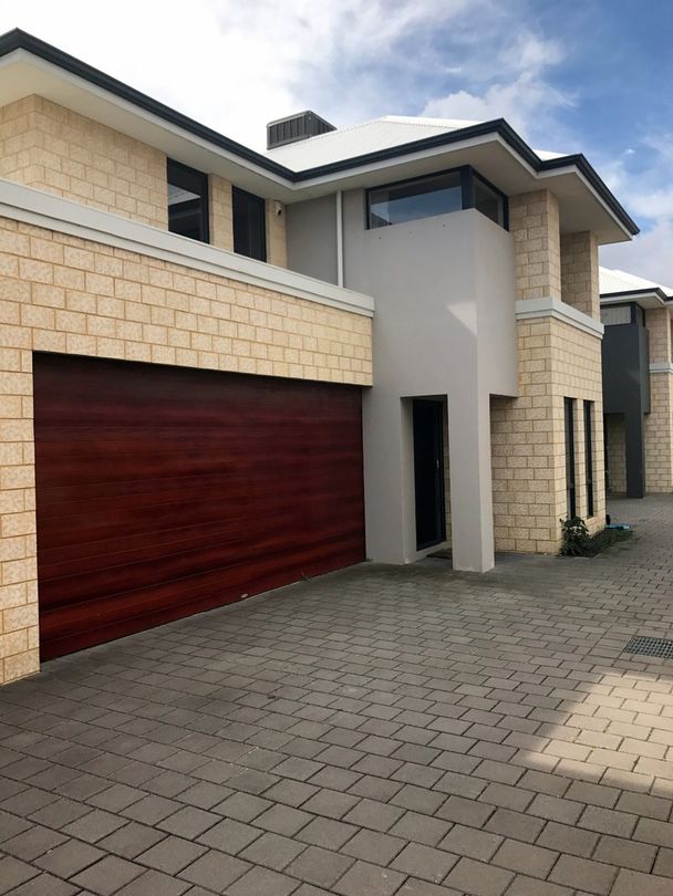 3 bedrooms Townhouse in 7B Madras Way SOUTHERN RIVER WA, 6110