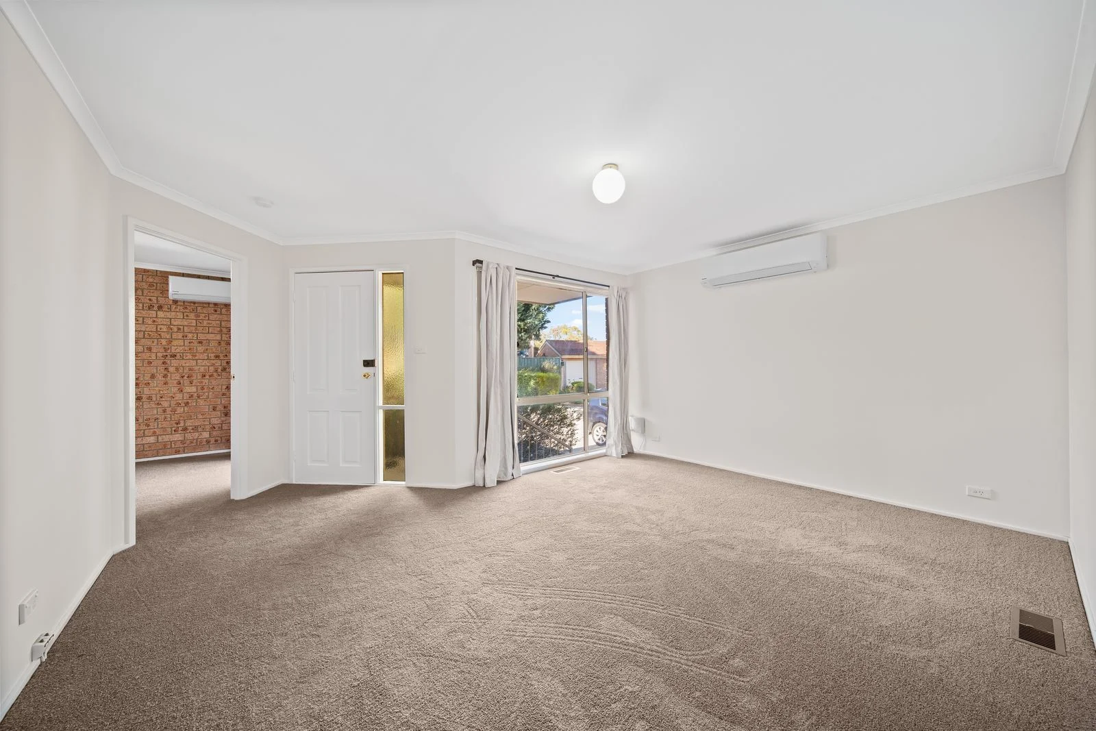 Additional image 2 of 18/11 Derrington Crescent, Bonython ACT 2905
