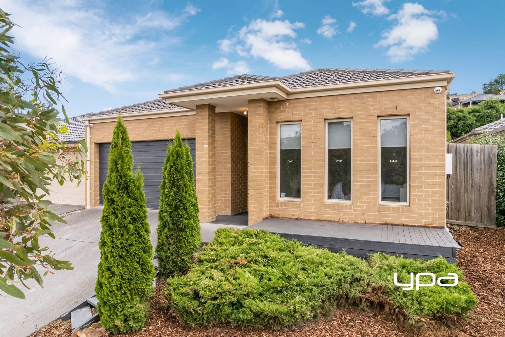 27 Courtney Drive, Sunbury VIC 3429, Image 0