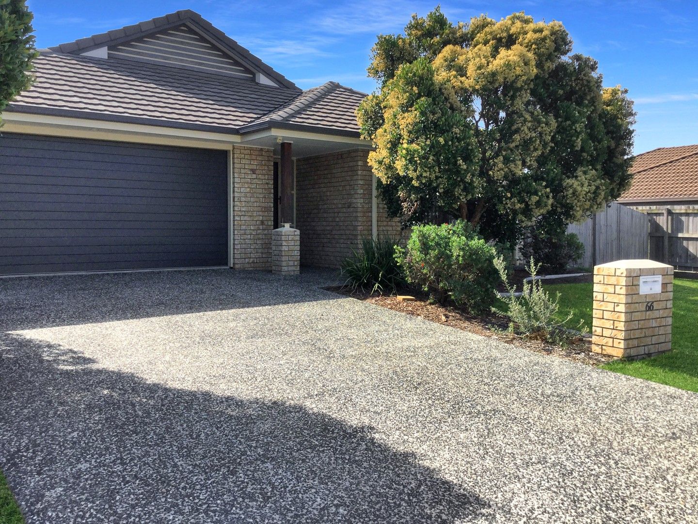 4 bedrooms House in  JOYNER QLD, 4500