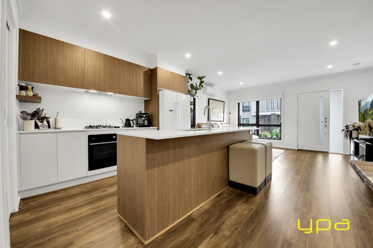 28 Myrtle Walk, Cranbourne West VIC 3977