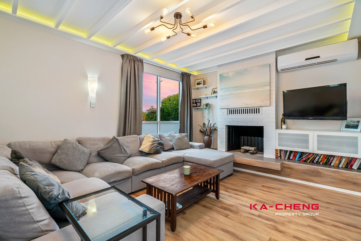 4 bedrooms House in 311 Grand Promenada DIANELLA WA, 6059