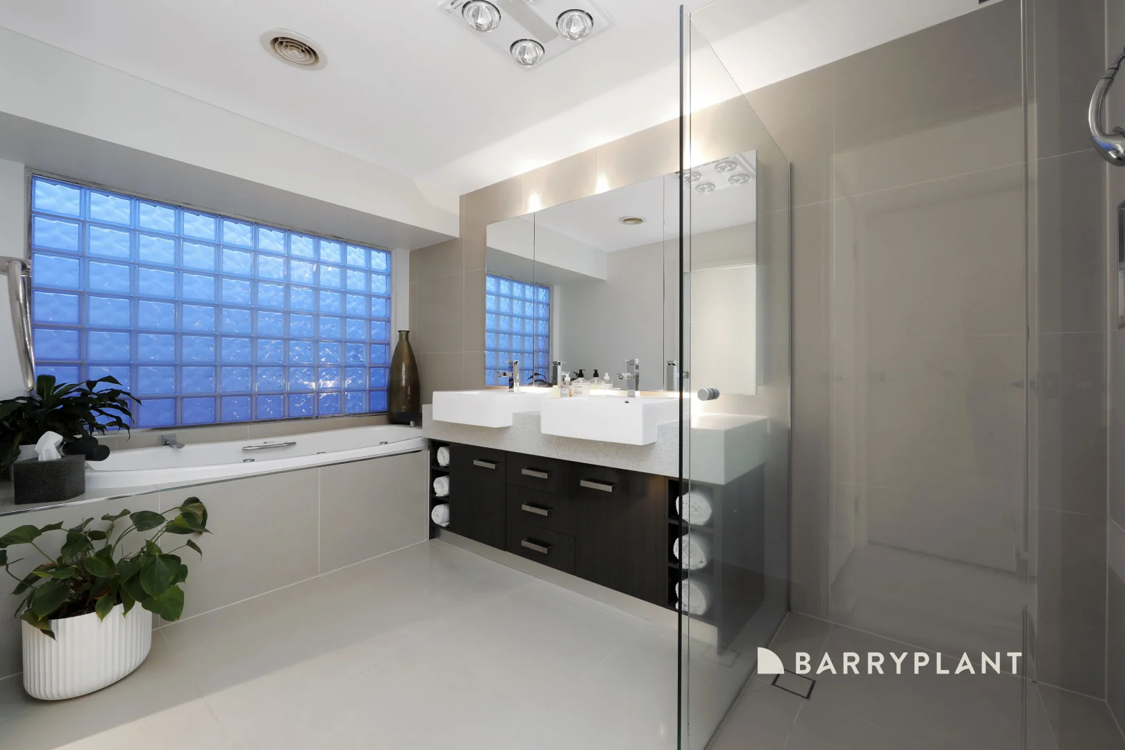 Additional image 16 of 2 Clauscen Drive, Rowville VIC 3178