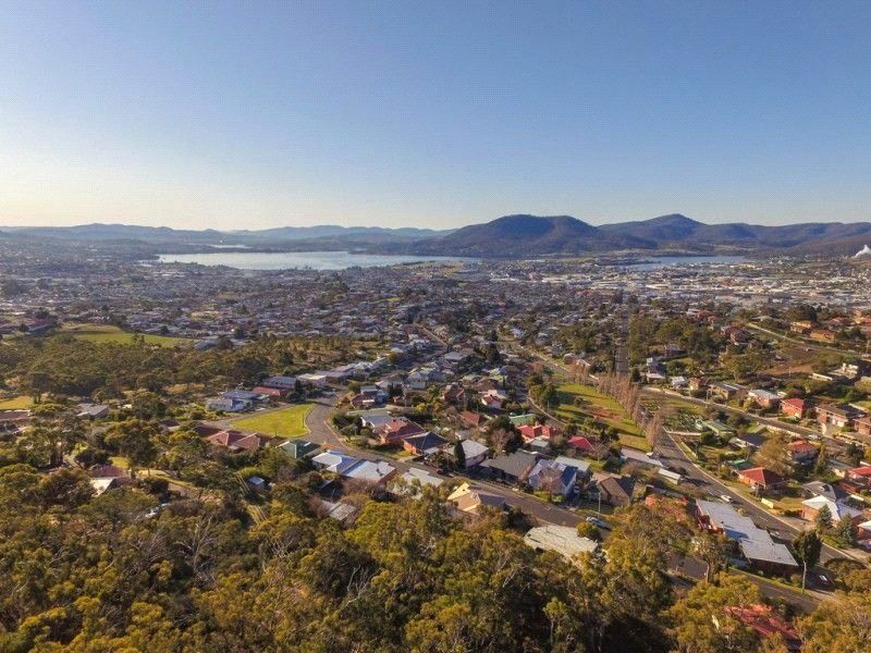 1-4, 7&8 160A Springfield Avenue, West Moonah TAS 7009, Image 2