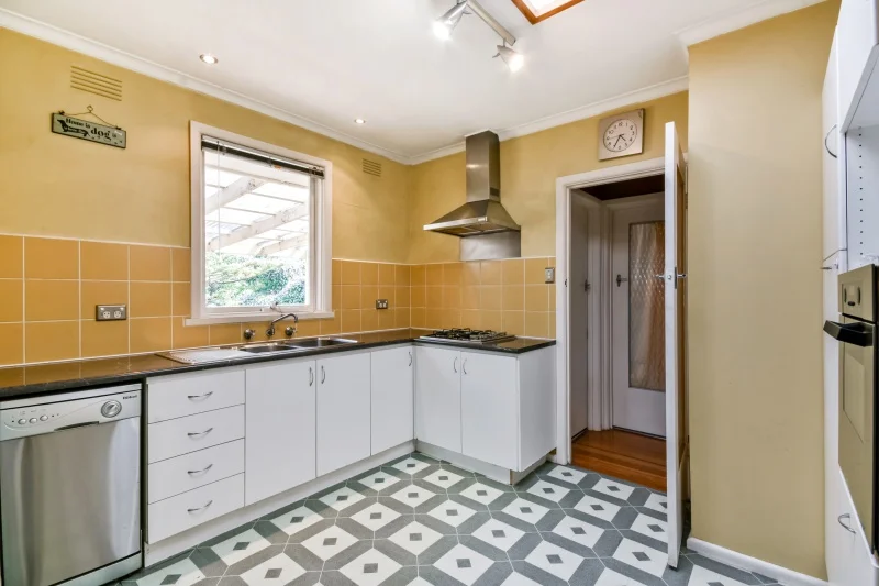 Additional image 2 of 1/2 Holme Road, Ferntree Gully VIC 3156