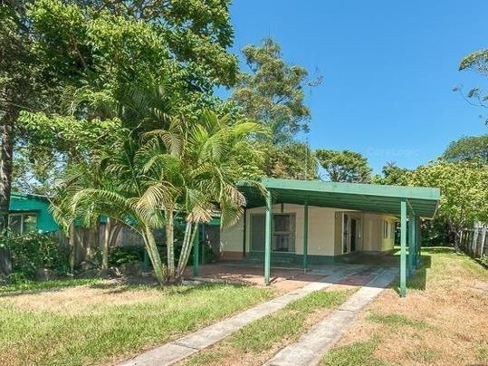 3 bedrooms House in 15 Mount Street NERANG QLD, 4211