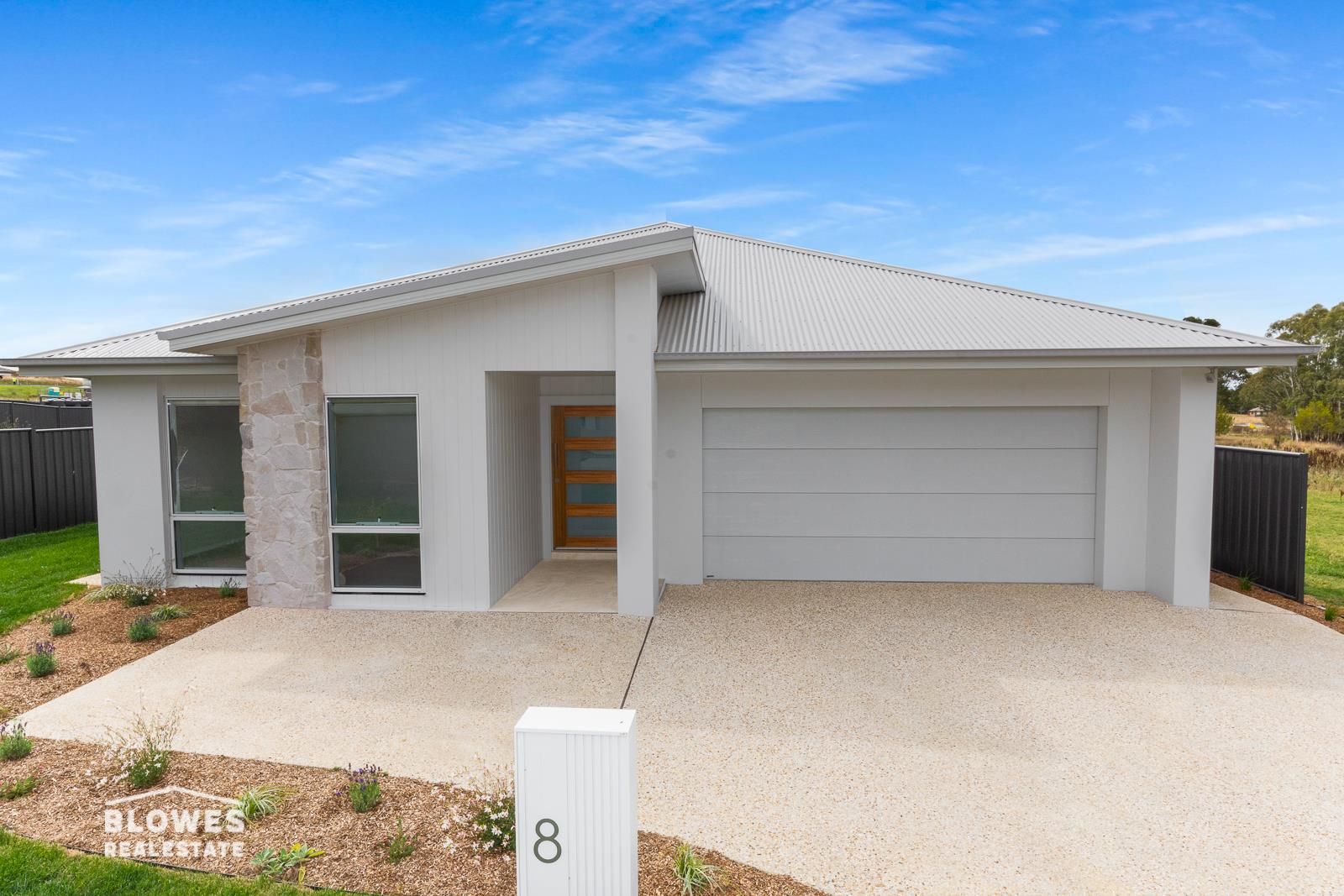 4 bedrooms House in 8 Covelli Place ORANGE NSW, 2800