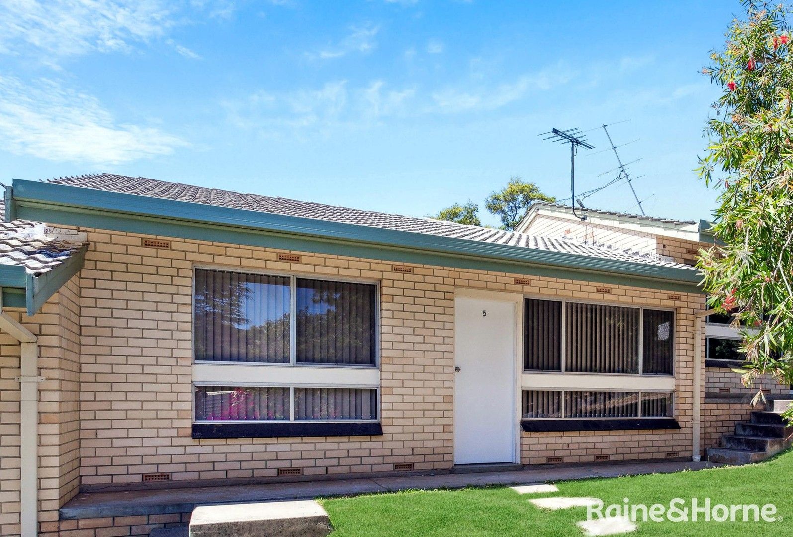 5/5A Riverside Drive, Bedford Park SA 5042, Image 0