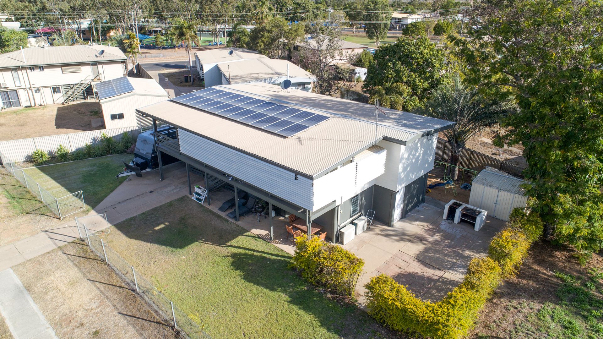 17 Flohr Drive, Moranbah QLD 4744, Image 2