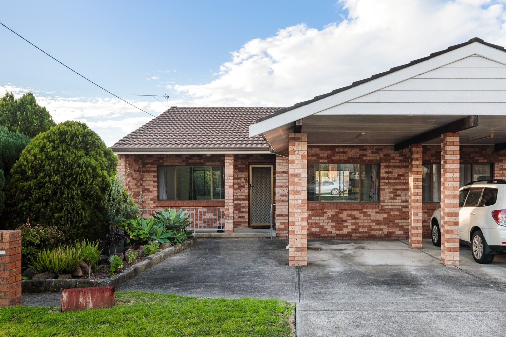 3 bedrooms Semi-Detached in 12b De Vitre Street LAMBTON NSW, 2299