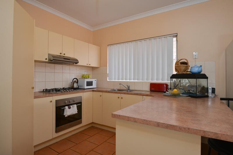 1/94 Cheetham Street, Kalgoorlie WA 6430, Image 2