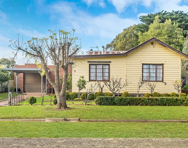 16 Scott Street, Glenthompson VIC 3293