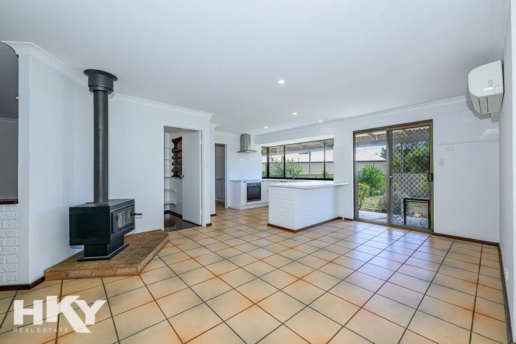 Additional image 10 of 2 Old Mooliabeenee Road, Gingin WA 6503