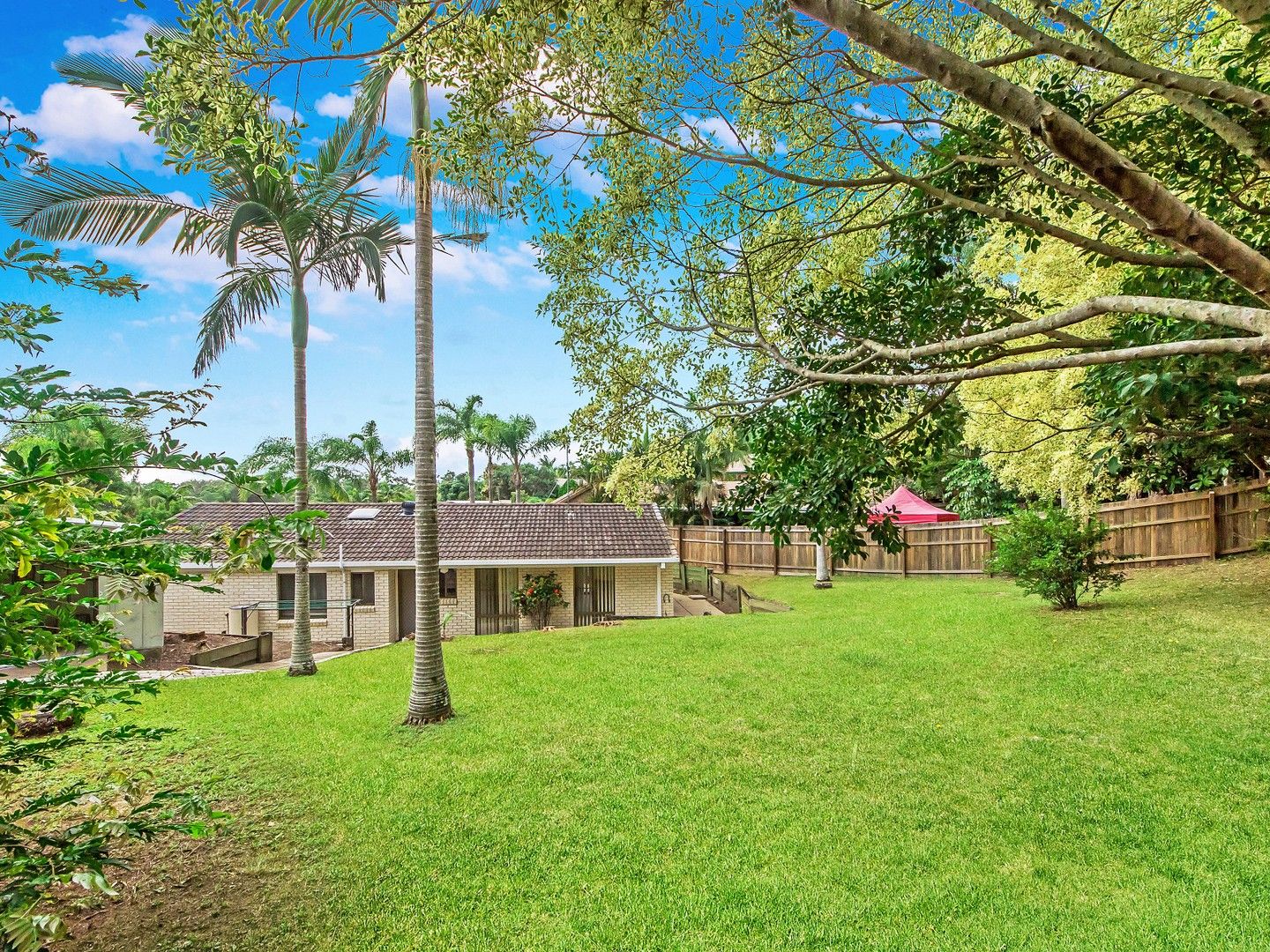 3 bedrooms House in 21 Indooroopilly Court ROBINA QLD, 4226