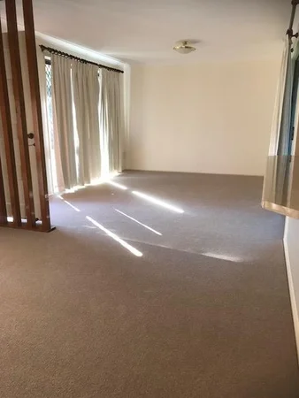 Additional image 5 of 2 Stonyfell Crt, Holland Park QLD 4121