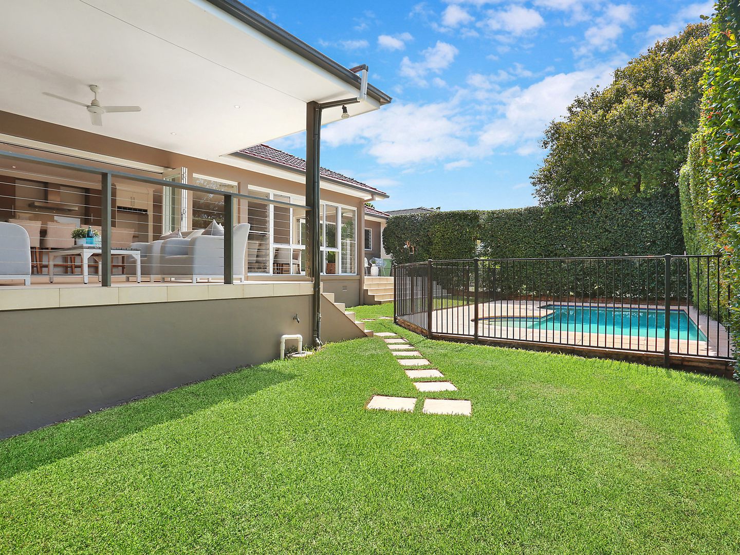 10 Wilde Avenue, Killarney Heights NSW 2087, Image 1