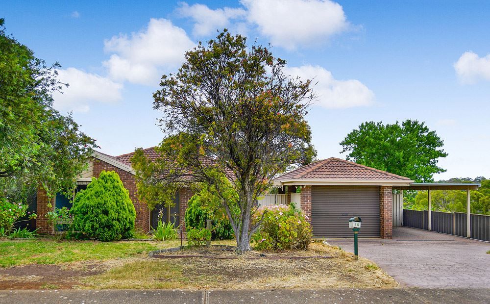 15 French Crescent, Trott Park SA 5158, Image 2