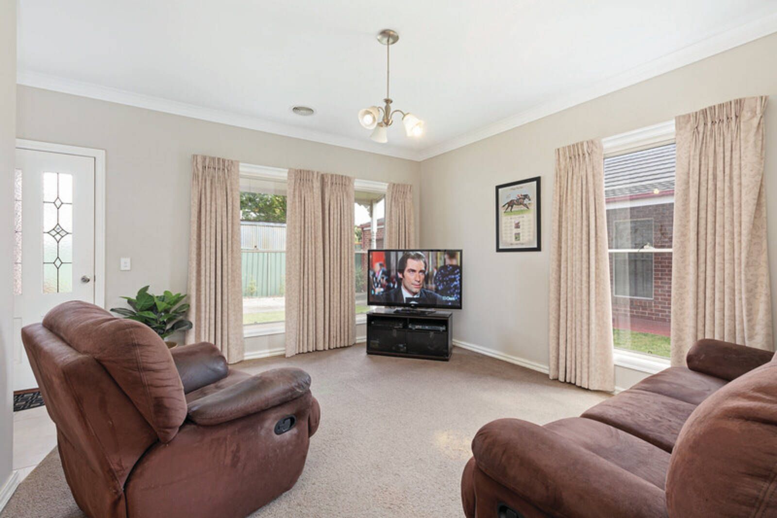 2/708 Talbot Street, Redan VIC 3350, Image 1