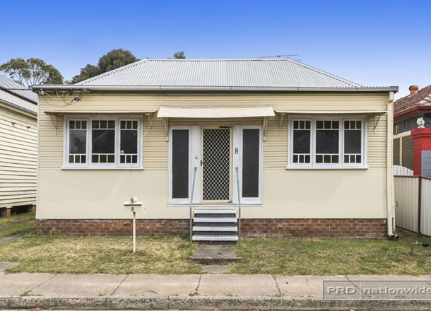 8 Dulling Street, Waratah NSW 2298