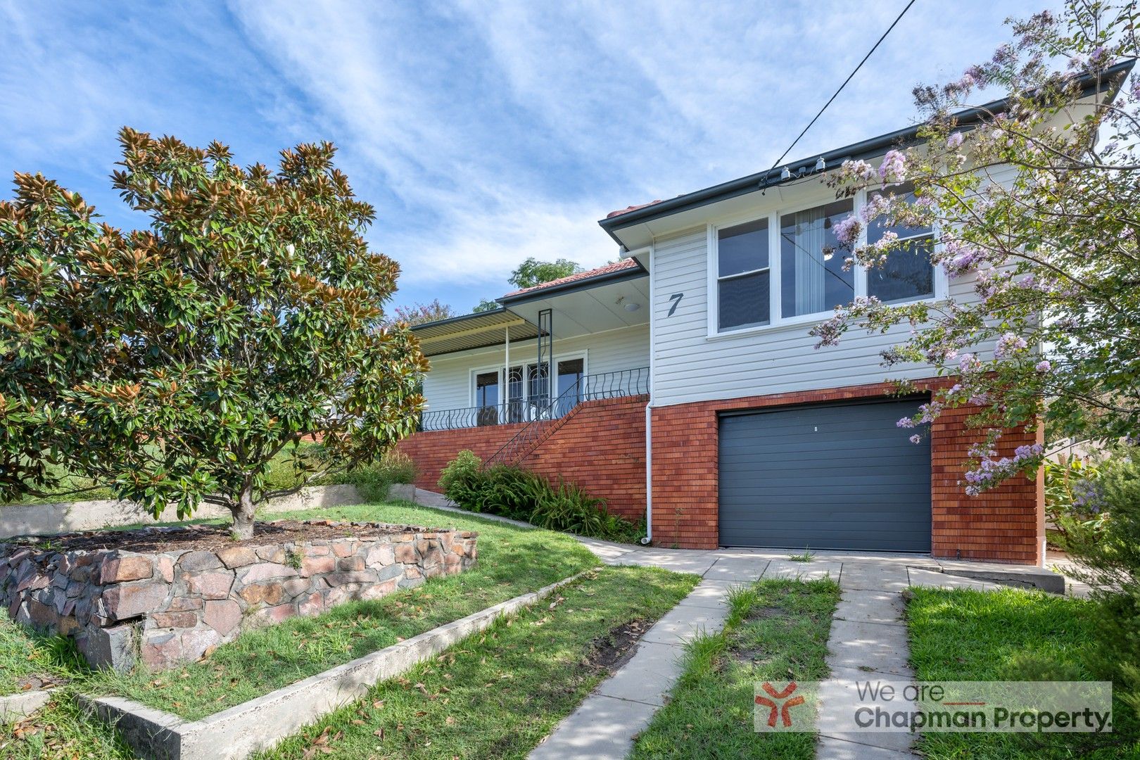 4 bedrooms House in 7 Lexington Parade ADAMSTOWN HEIGHTS NSW, 2289