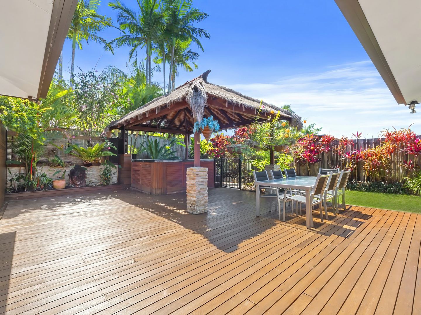 21 Hideaway Close, Palm Cove QLD 4879, Image 2