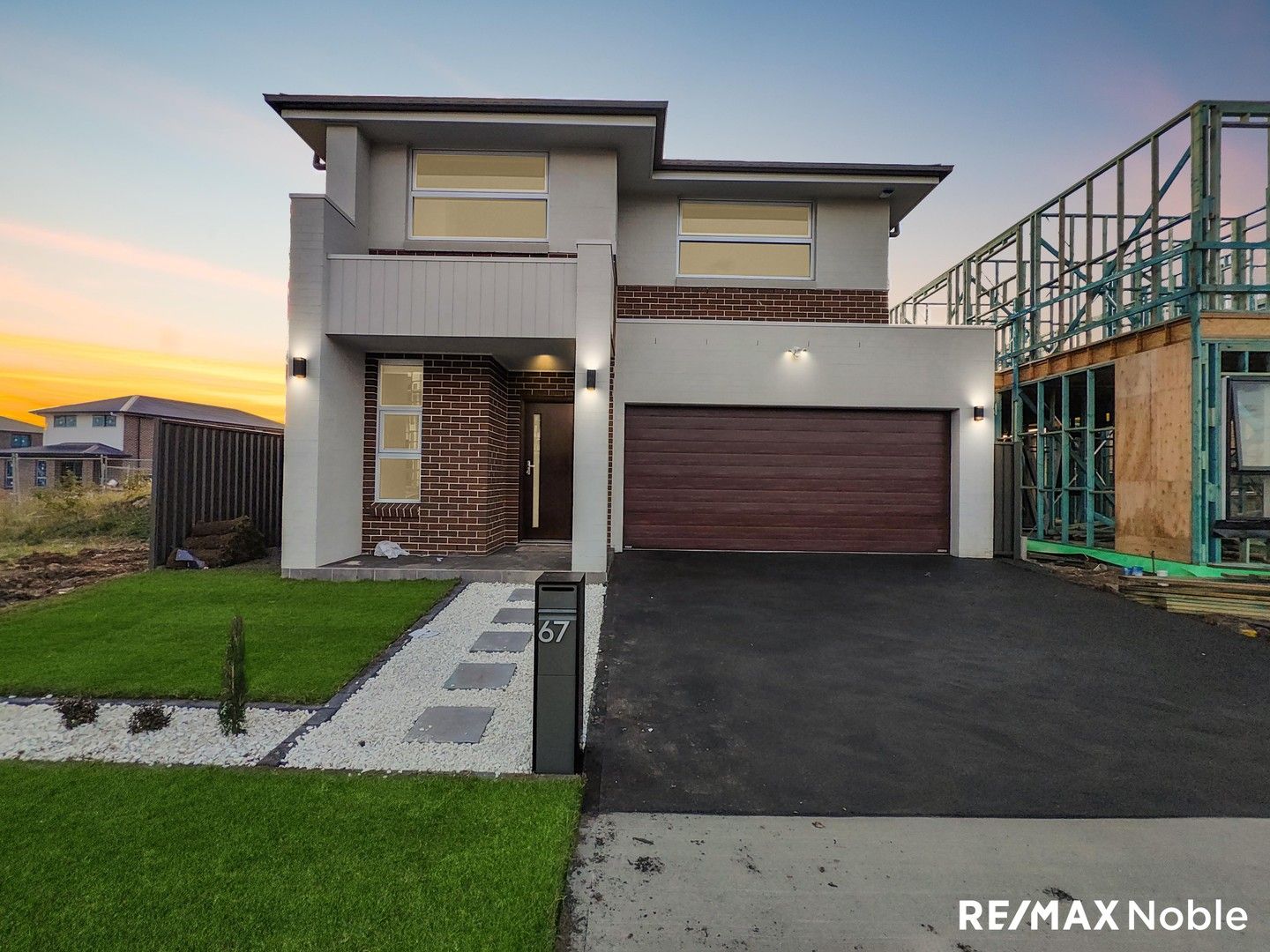 4 bedrooms House in 67 Conkerberry Street MARSDEN PARK NSW, 2765