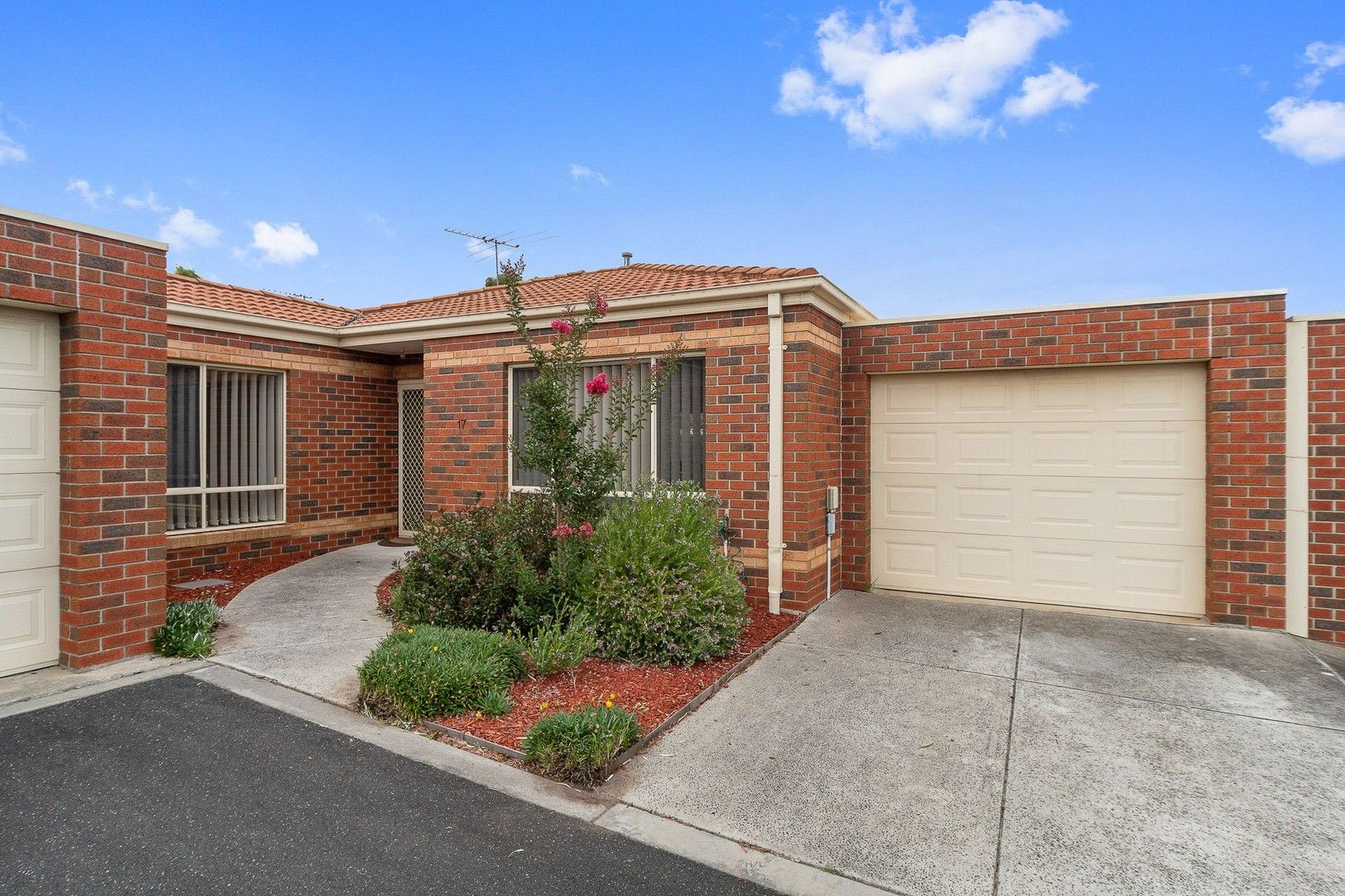 17/85 Ashleigh Avenue, Frankston VIC 3199, Image 0