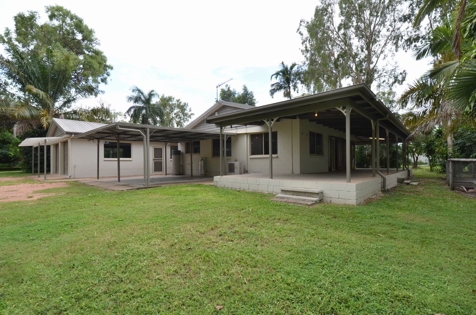 97 TOOLAKEA BEACH ROAD, Bluewater QLD 4818, Image 2