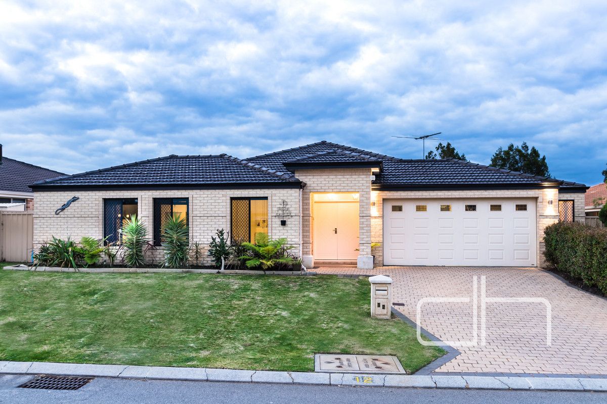 12 Raeburn Crescent, Landsdale WA 6065, Image 0