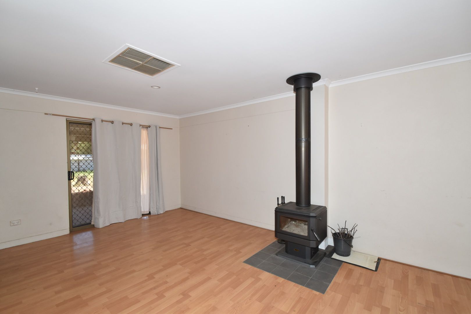 2 Mimosa Court, East Sid Property History & Address Research Domain