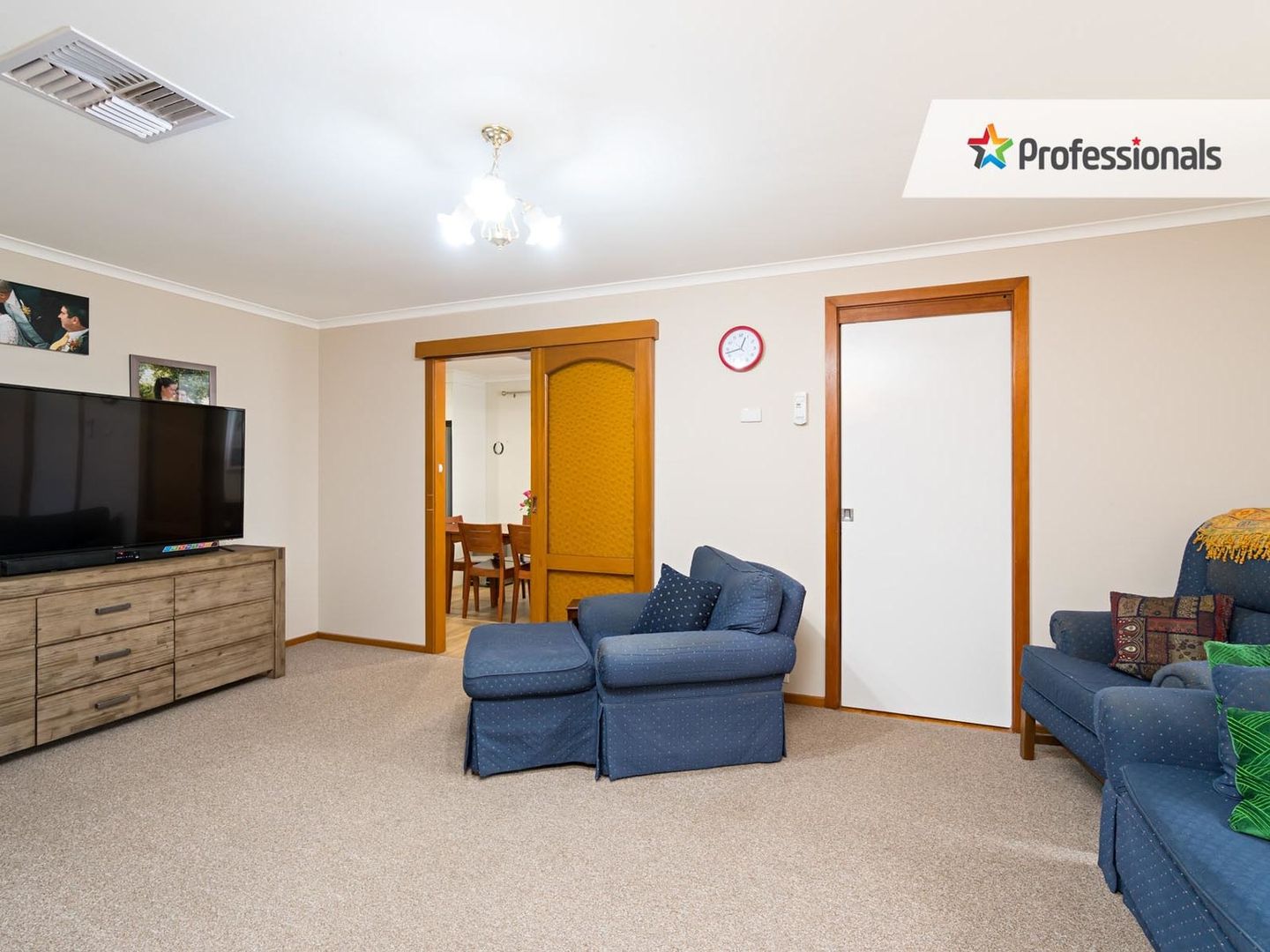 68 Adjin Street, Mount Austin NSW 2650, Image 1