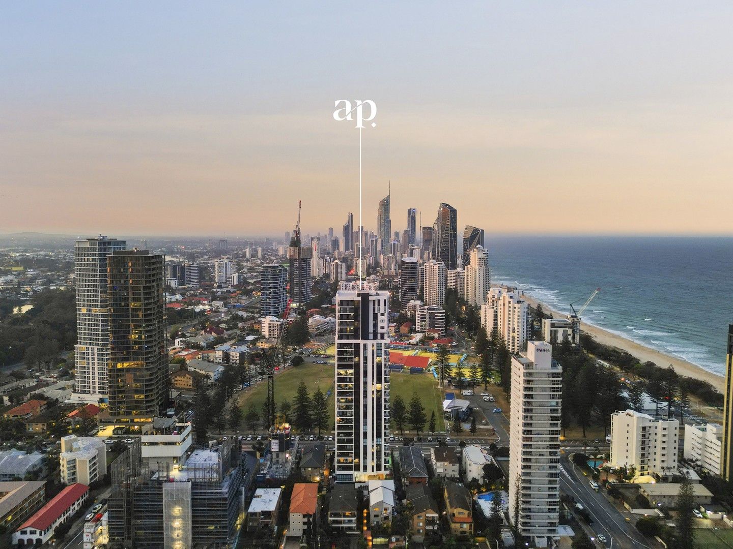 2 bedrooms Apartment / Unit / Flat in 73/18 Chelsea Avenue BROADBEACH QLD, 4218