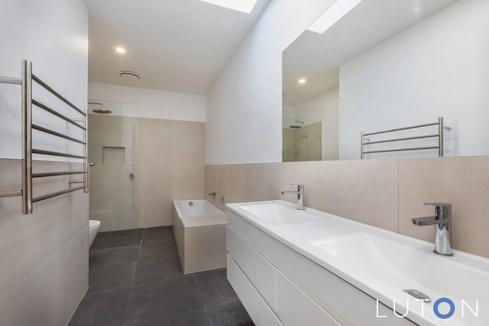 Additional image 10 of 2/215 La Perouse Street, Red Hill ACT 2603