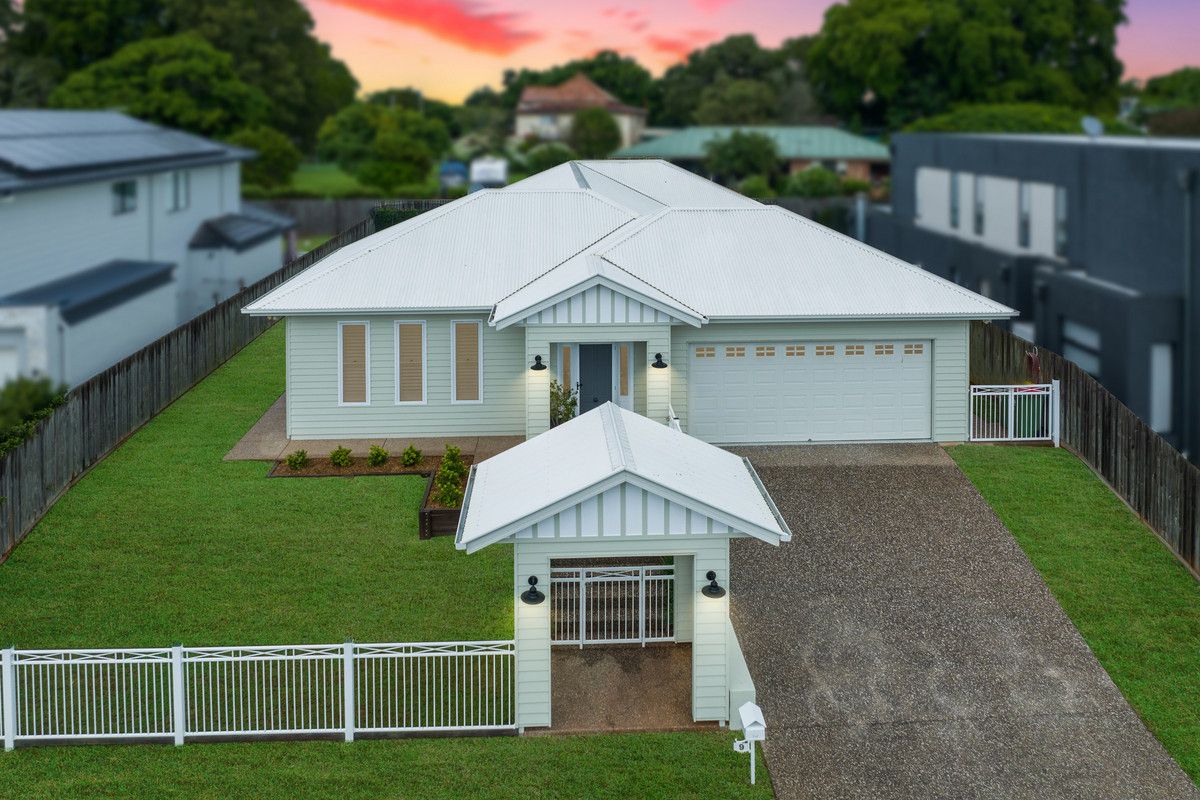 9 Somersby Court, Birkdale QLD 4159
