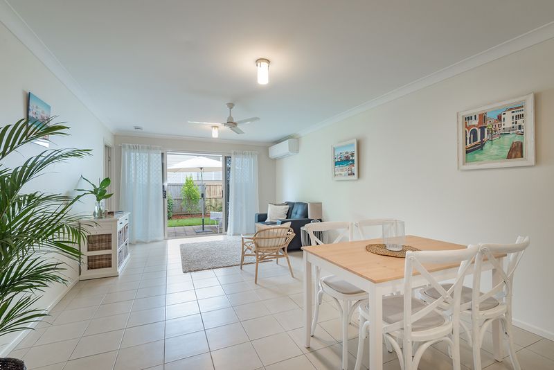 3 bedrooms Townhouse in 1/14 Opal Lane COOROY QLD, 4563