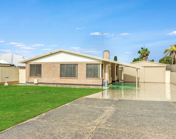 1 Willis Street, Warnbro WA 6169