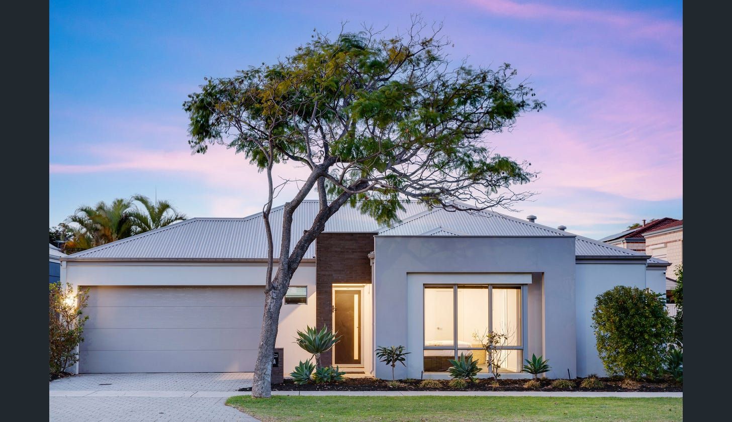 3 bedrooms House in 86A Birdwood Street INNALOO WA, 6018