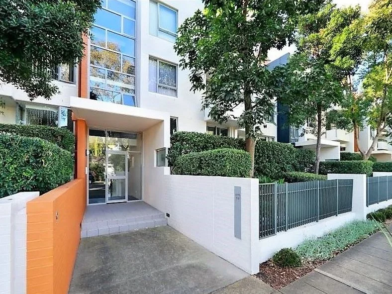 10/9 Blaxland Avenue, Newington NSW 2127