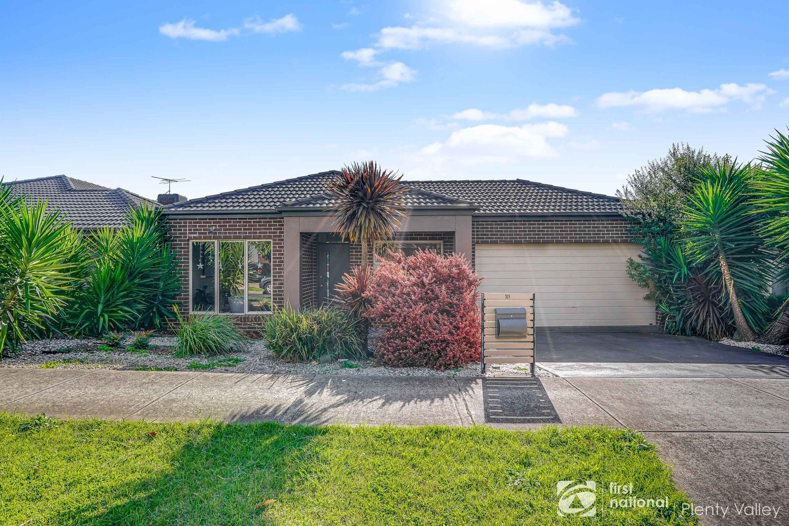 21 Songbird Crescent, South Morang VIC 3752, Image 0