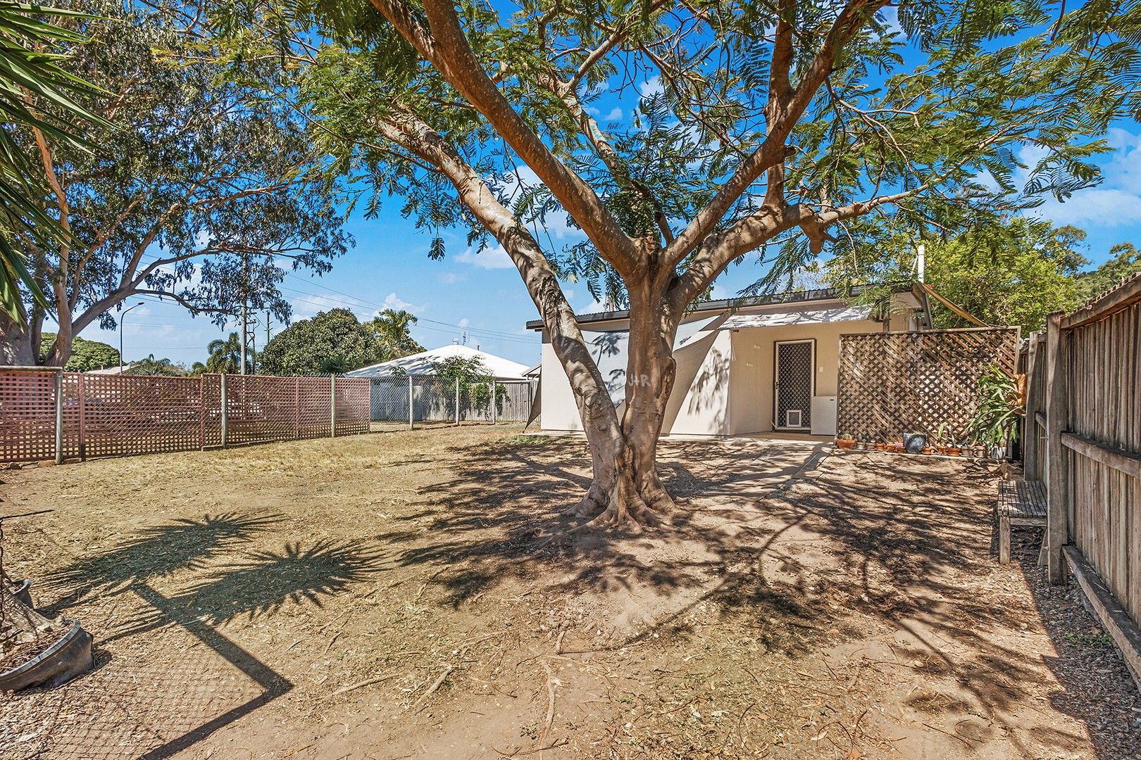 194 Shute Harbour Road, Cannonvale QLD 4802 House For Rent 500