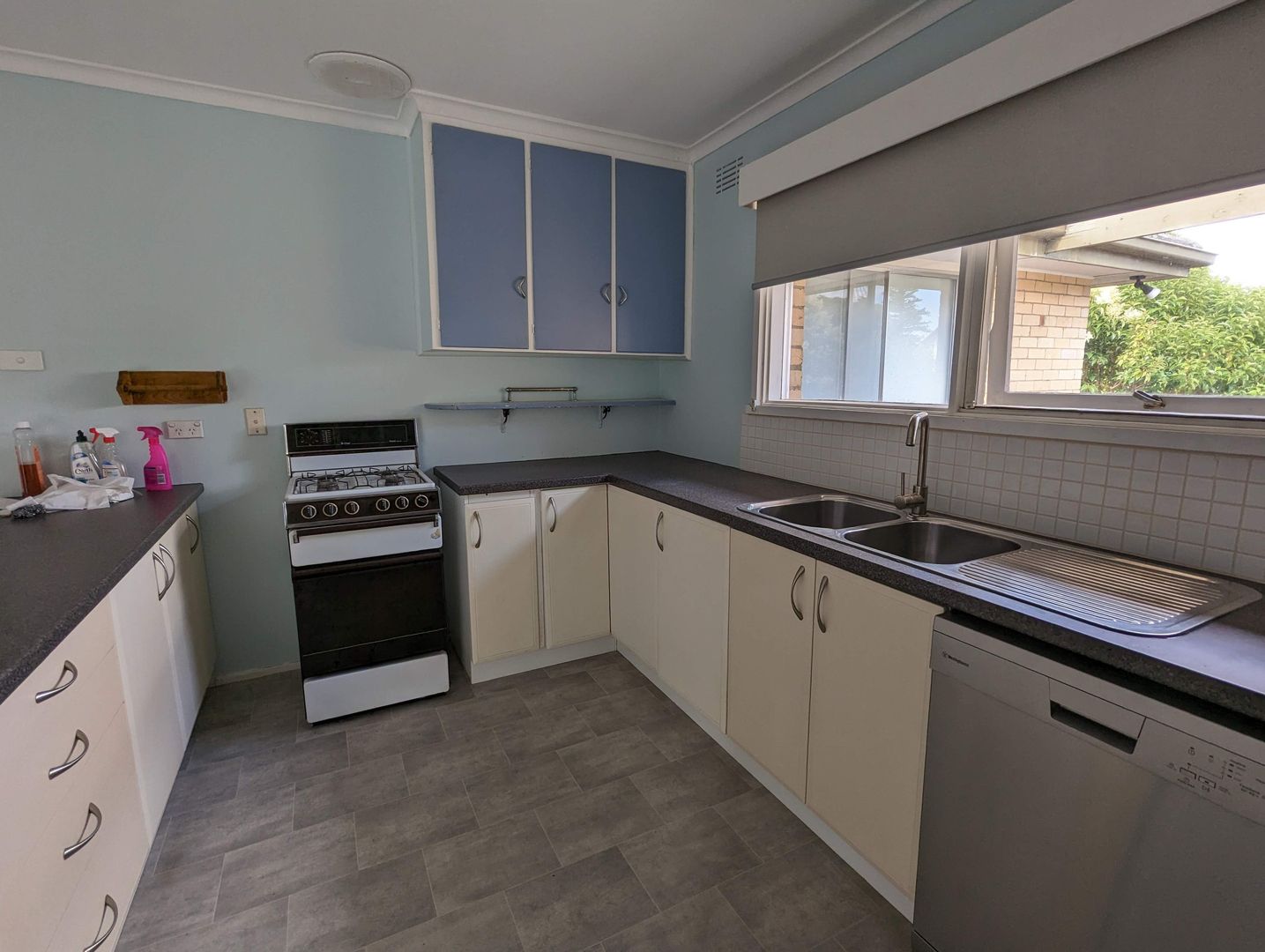 45 The Outlook, Glen Waverley VIC 3150 House For Rent 500 Domain