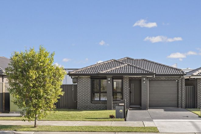 Picture of 22 Hungerford Street, CATHERINE FIELD NSW 2557