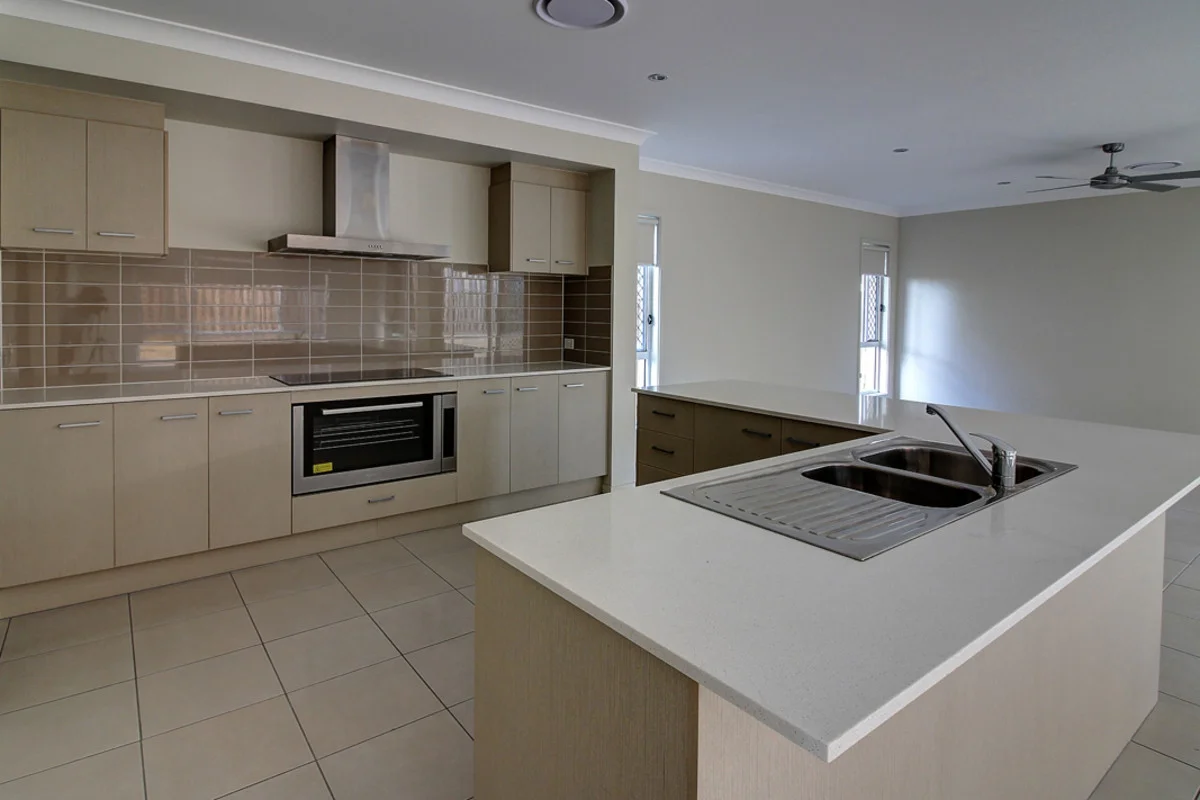 Additional image 2 of 32 Kookaburra Circuit, Rochedale QLD 4123