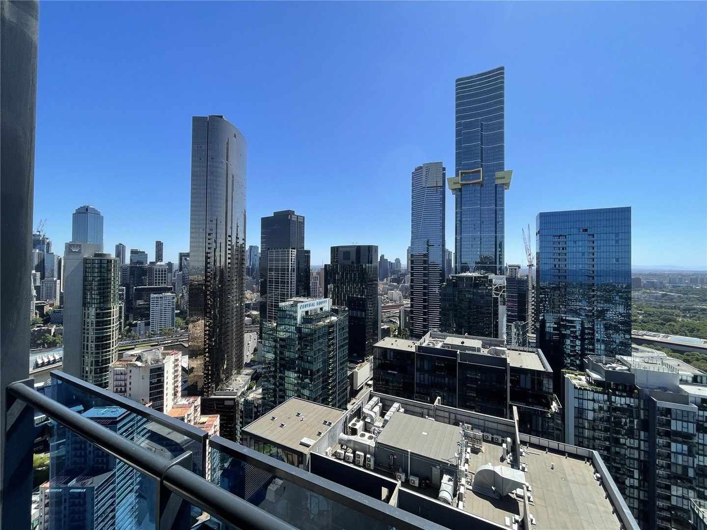 2 bedrooms Apartment / Unit / Flat in 4411/1 Balston Street SOUTHBANK VIC, 3006