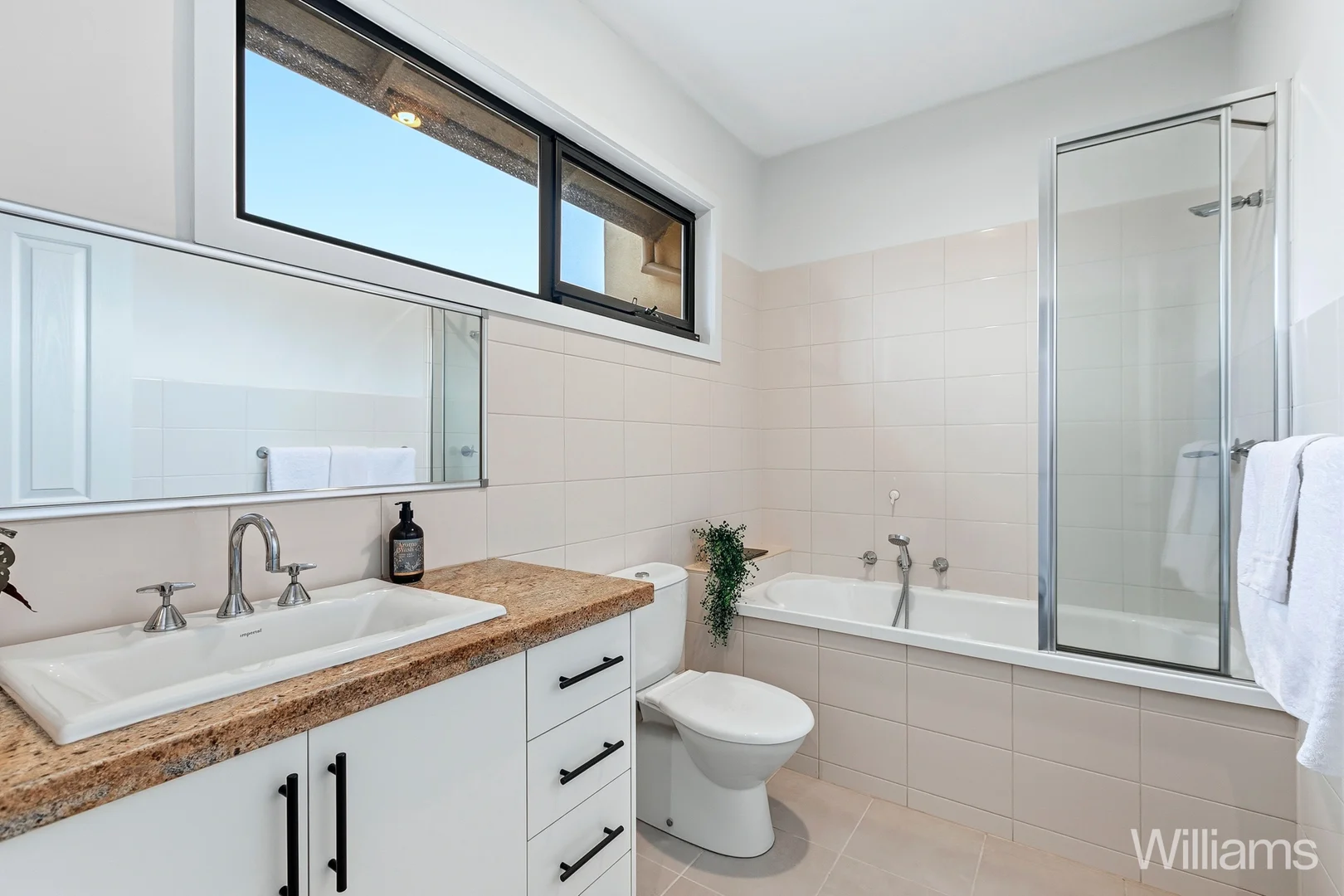 Additional image 8 of 4/13 Liley Street, Newport VIC 3015