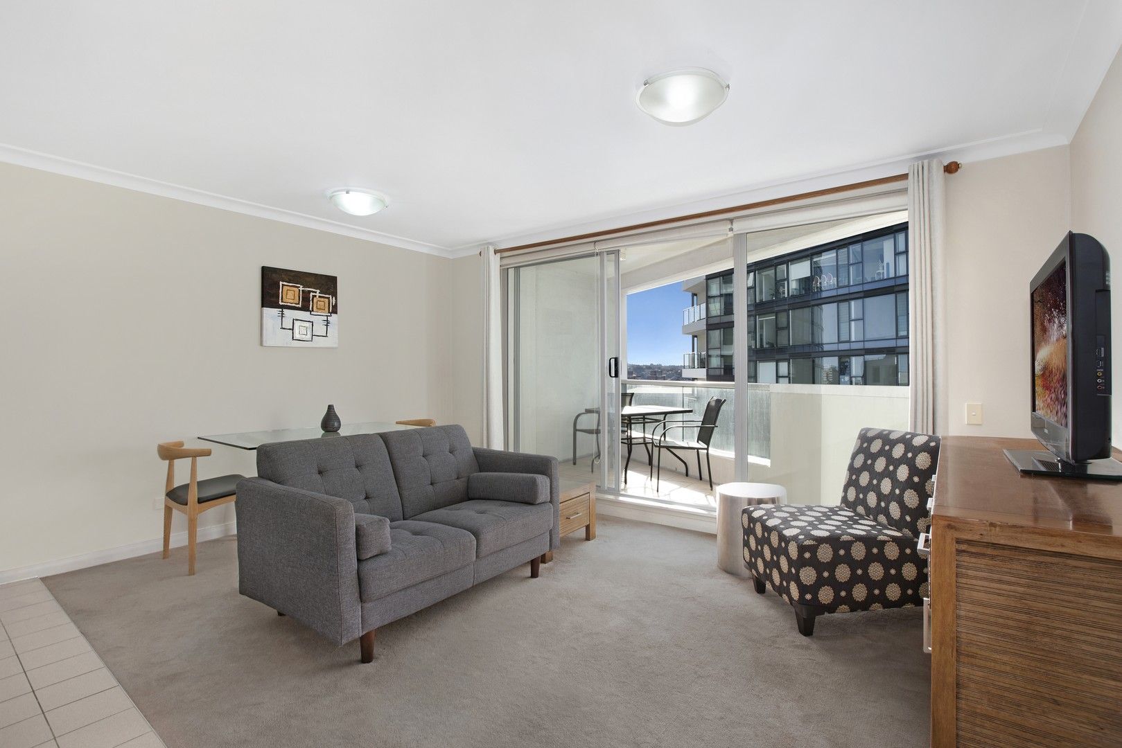 1 bedrooms Apartment / Unit / Flat in 1507/12 Glenn Street MILSONS POINT NSW, 2061