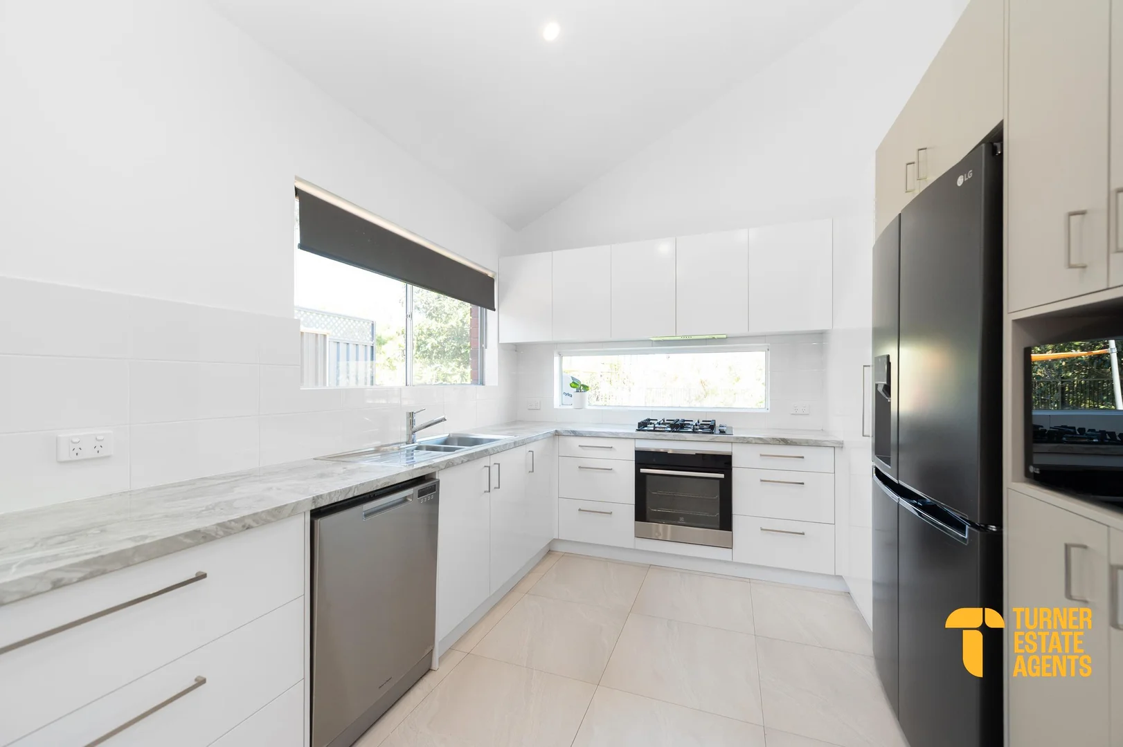 Additional image 3 of 17 Chartwell Way, Swan View WA 6056