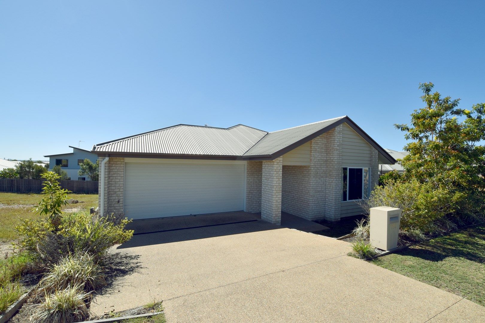 4 bedrooms House in 118 Emmadale Drive NEW AUCKLAND QLD, 4680