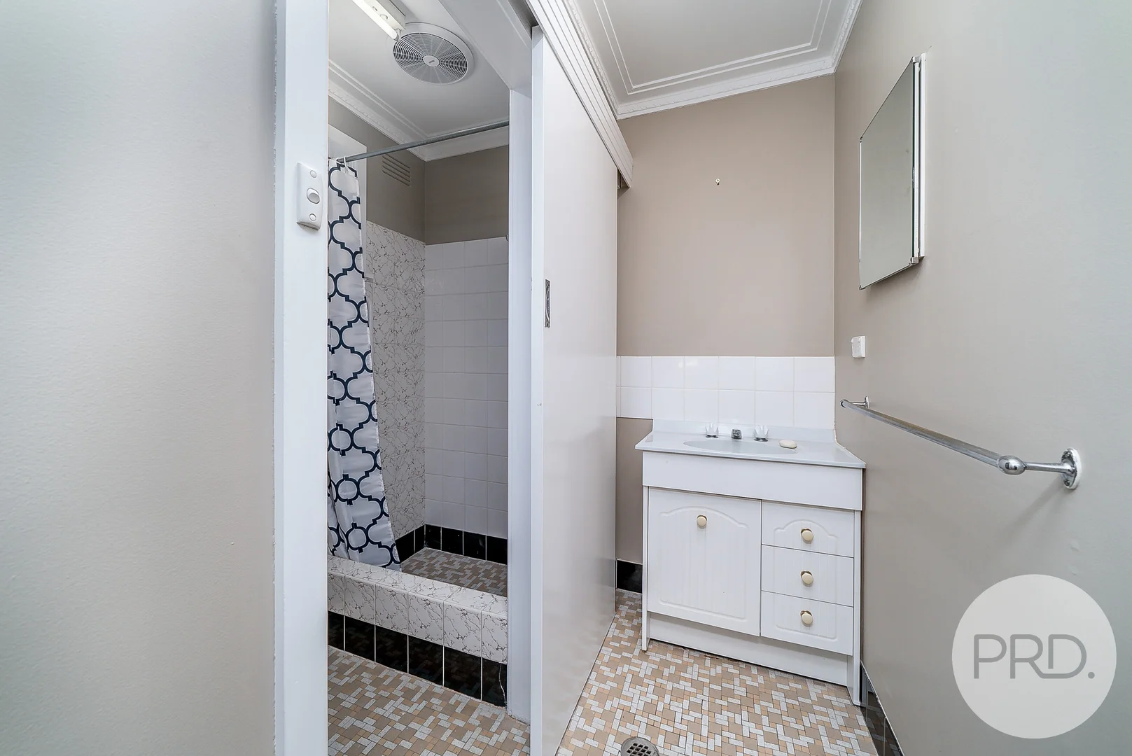 Additional image 8 of 1/33 Bruce Street, Tolland NSW 2650