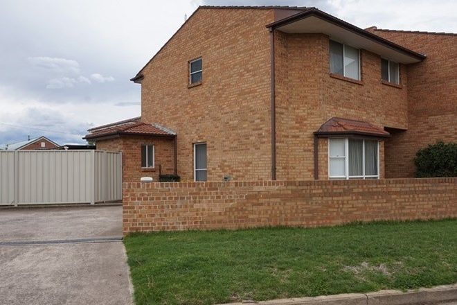 Picture of 4/72 Lagoon Street, GOULBURN NSW 2580
